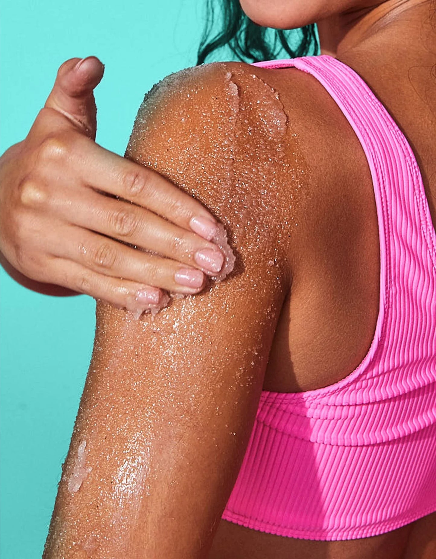 مقشر السكر بالورد المغربي وزبدة الشيا من تري هت